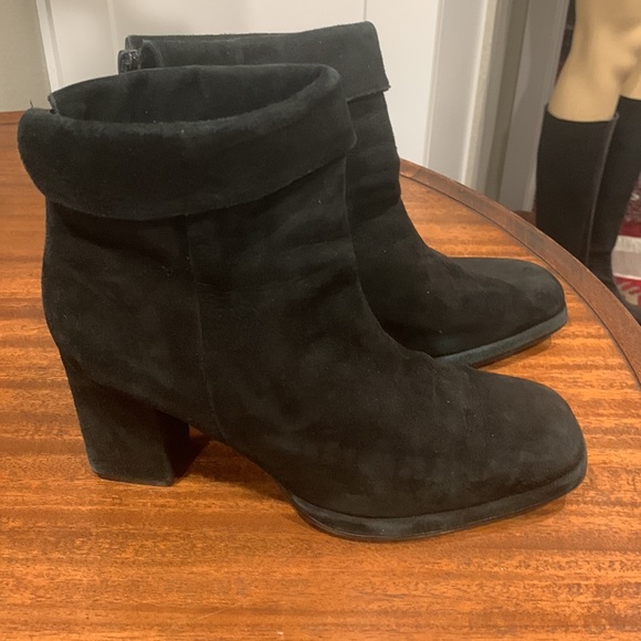BLACK SUEDE CUFFED ANKLE BOOTS-7 - Picture 2 of 4